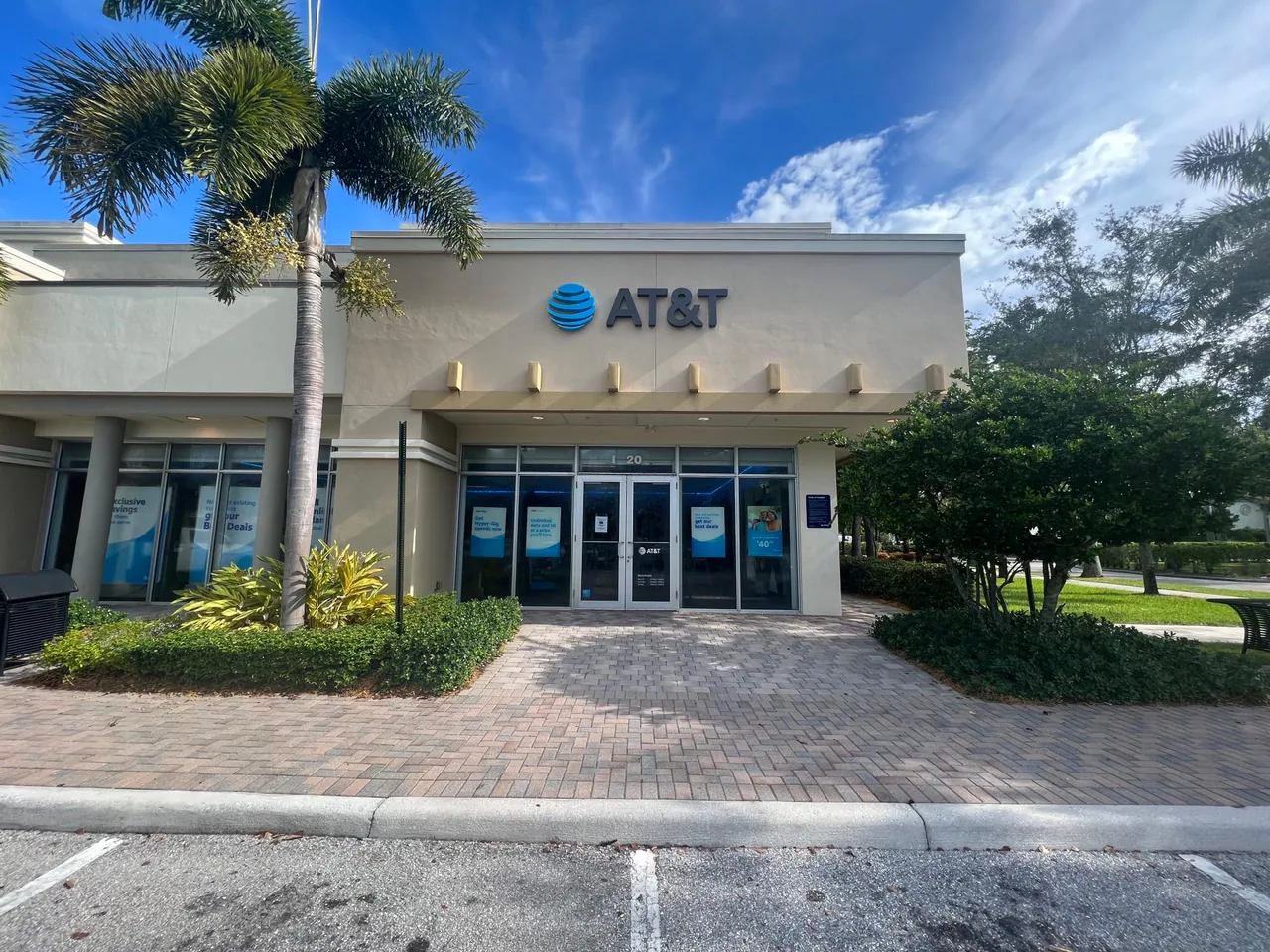 AT&T Store profile media