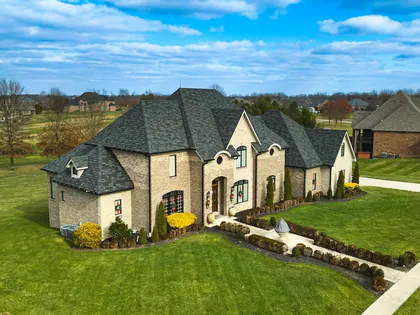Pinnacle Roofing media 1