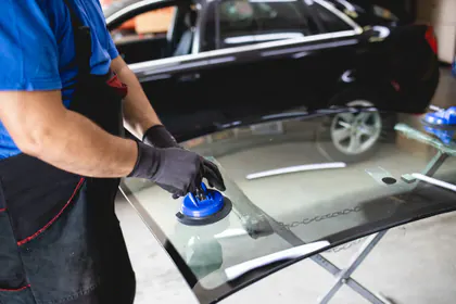 In & Out Auto Glass media 1