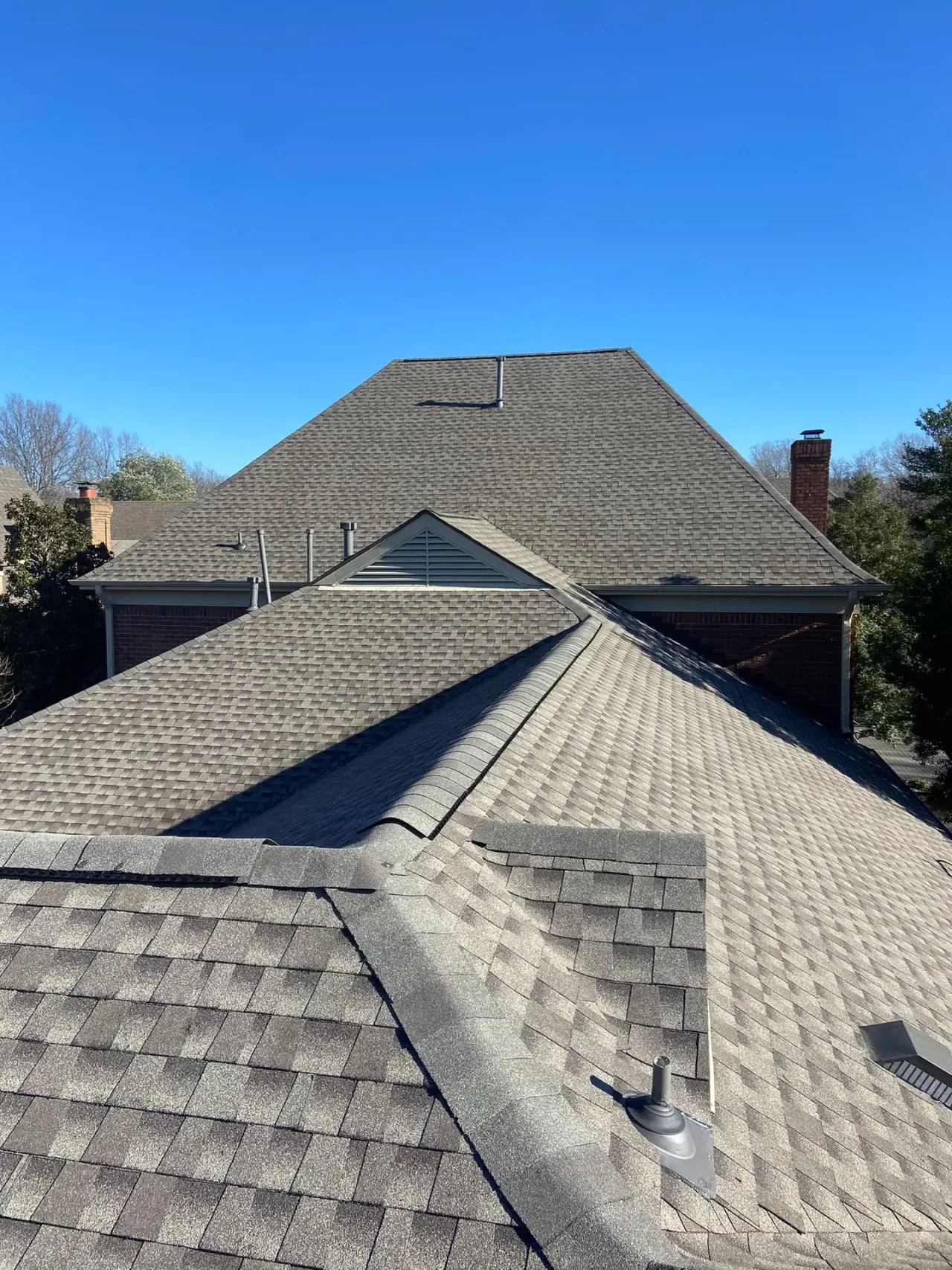 No Limit Roofing profile media