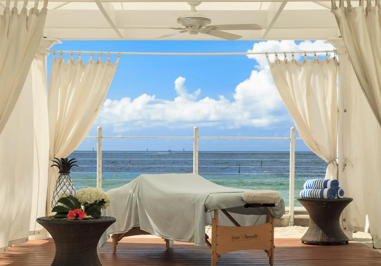 Southernmost Beach Café profile media